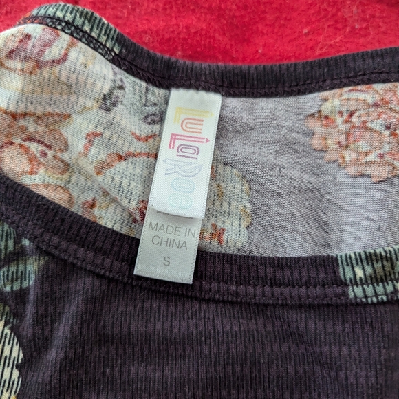 Lularoe irma tunic  shirt - Picture 2 of 3